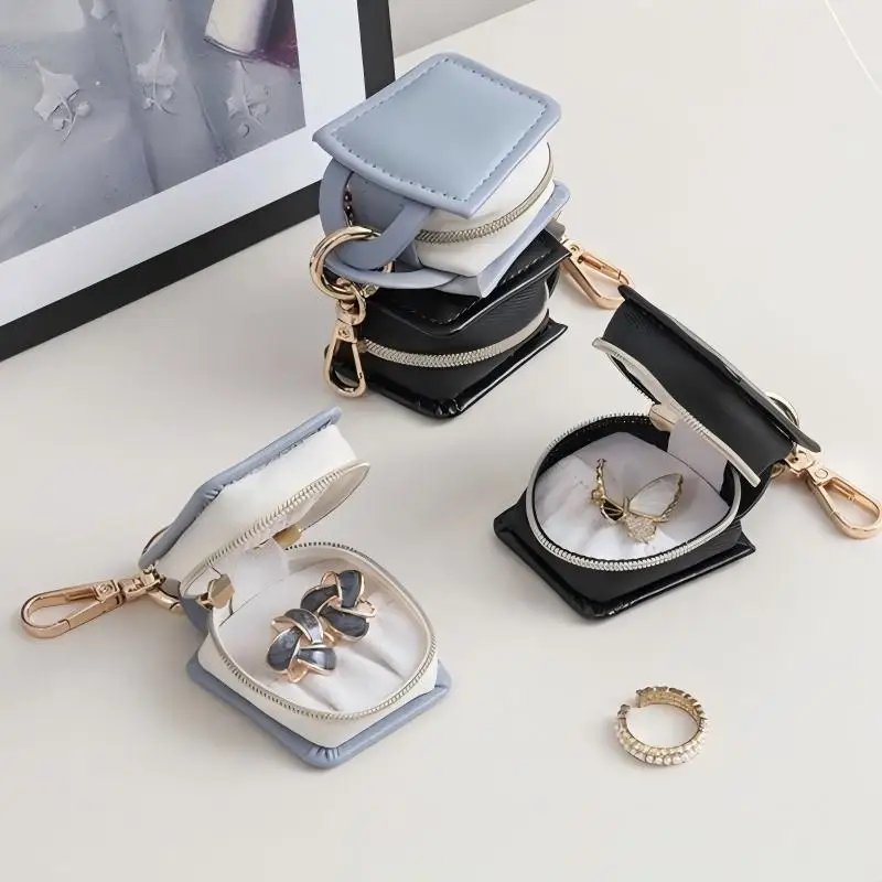 Portable Jewellery Travel Case Keyring for Rings Jewellery Holder with Soft Lining and Multiple Compartments