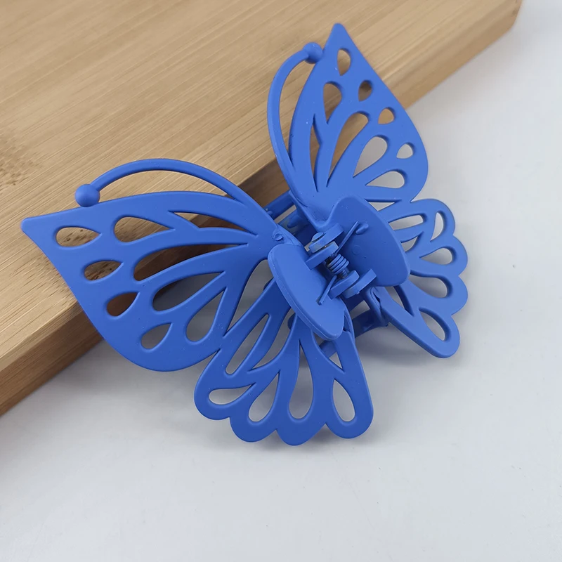 9 cm Süße Frauen Mädchen Junge Mode Geschenk Zurück Kopf Clip Haarnadel Candy Farbe Einzigen Schicht Hohl Flügel Antenne Schmetterling haar Klaue – Detail 24