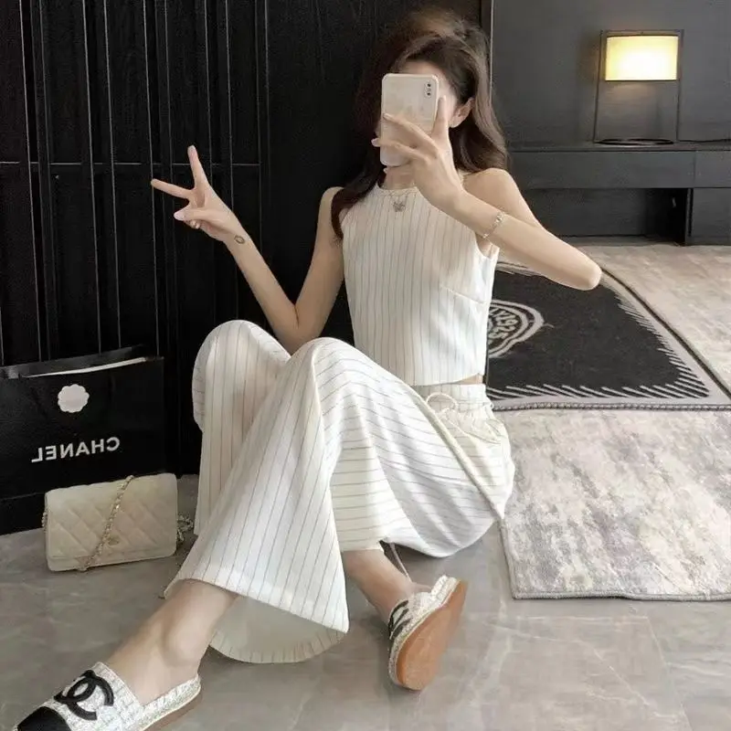 2025 Estate Nuovo set elegante per le donne Estate 2025 Nuovo bellissimo gilet di moda slim fit di fascia alta e pantaloni a gamba larga Set a due pezzi