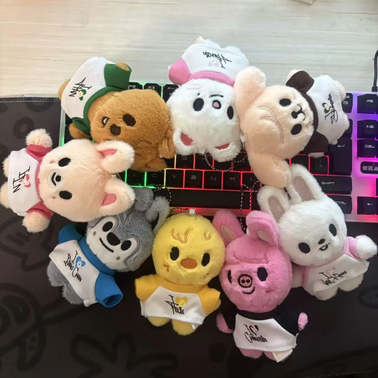 New SKZOO Stray Kids Keychain Color T-shirt Cartoon Plush Animal Doll Kawaii Children Adult Fans Gift SKZ Fans Collection