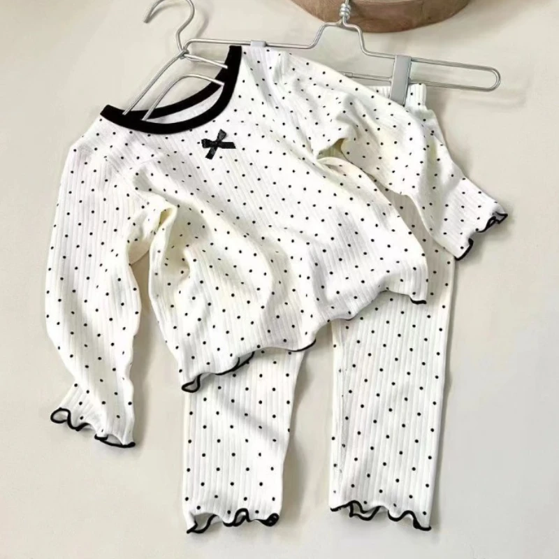 Conjunto de pijama con lazo estilo punto negro para niña, ropa de casa de algodón suave para primavera, Otoño e Invierno, 2 piezas
