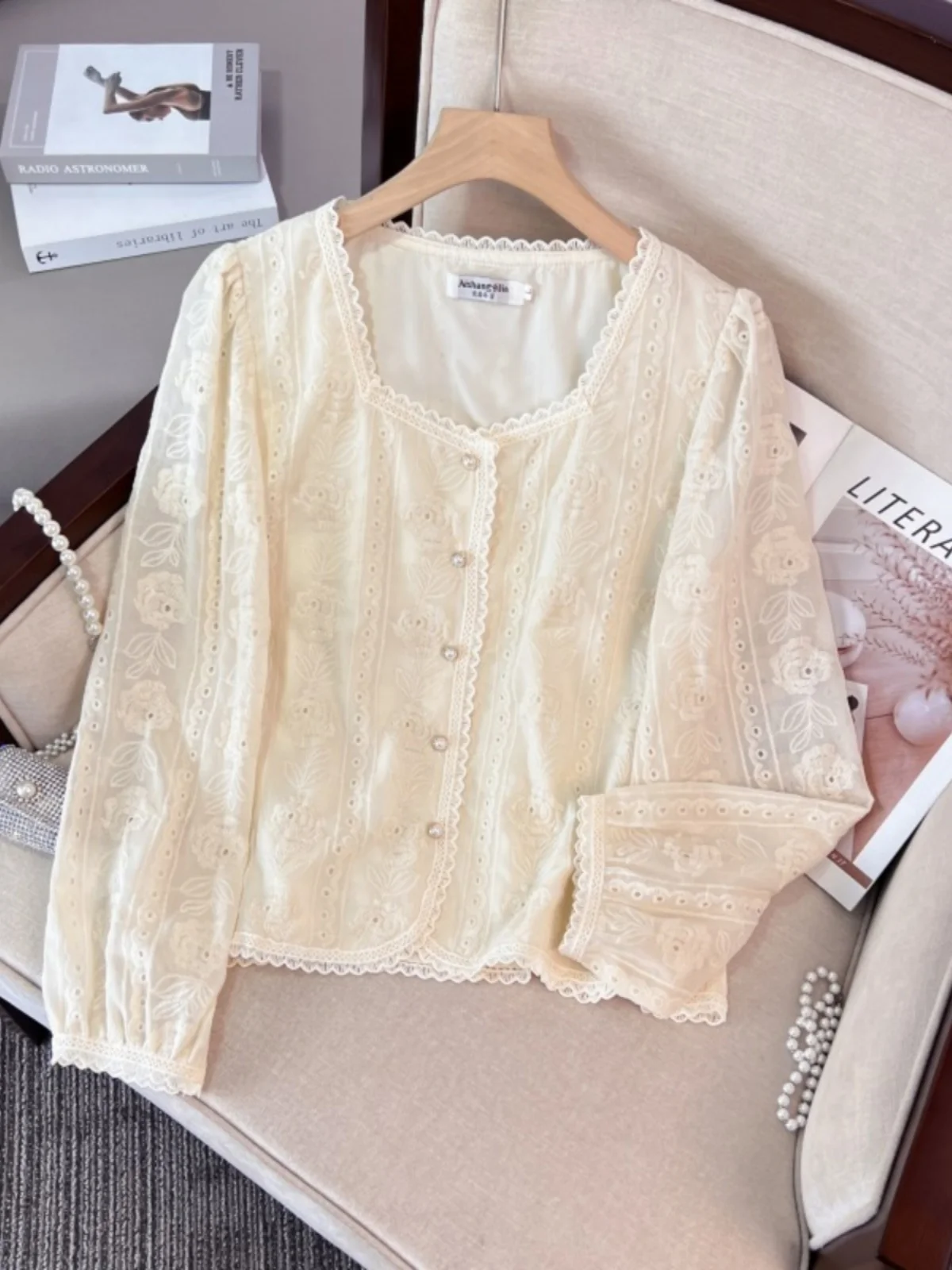 

plus Size Spring New Pure Color Square Collar Embroidered Lace Shirt Women Fashionable Versatile Stylish Ageless Top Trendy