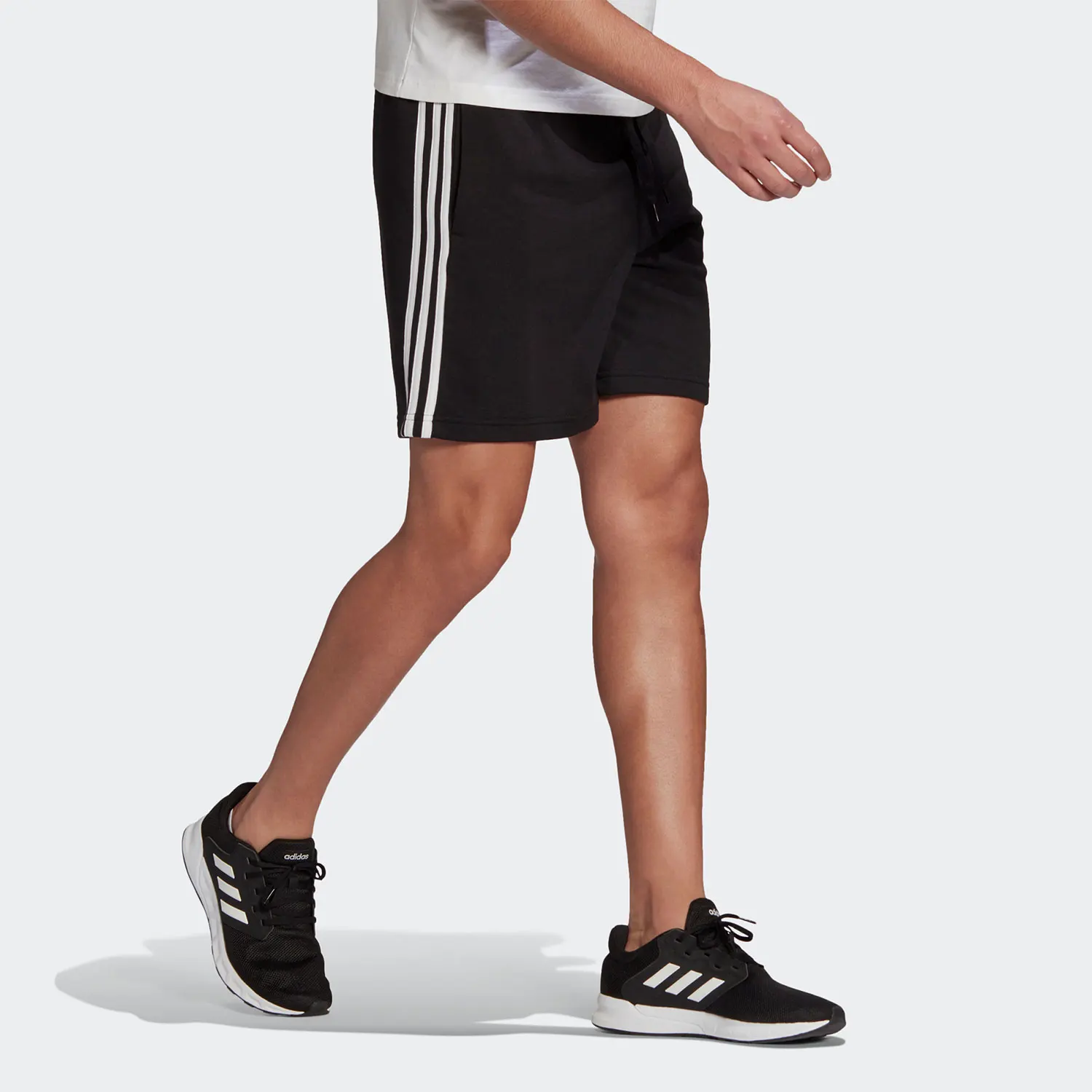 

Adidas Official Men's Breathable Loose Sport Shorts GK9597