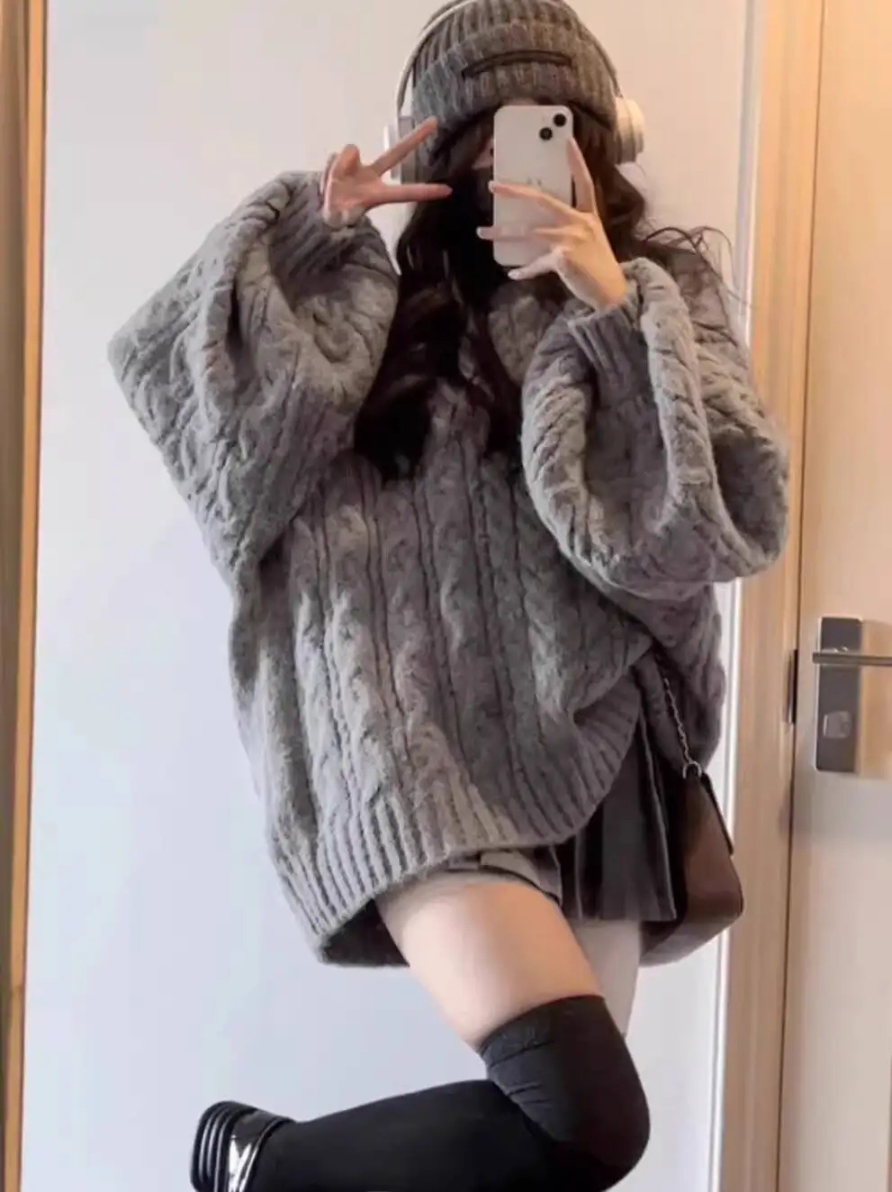 Long Loose Sweater Women's High End V Neck Gray Cable Knit Sweater Spring Loose Retro Lantern Sleeve Knitwear Lazy Style