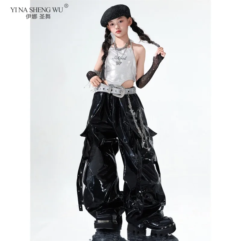 Costume da ballo jazz per ragazze Top con cavallo argento Pantaloni in pelle nera Abbigliamento per spettacoli teatrali Hip Hop Completo da passerella per concerti per giovani