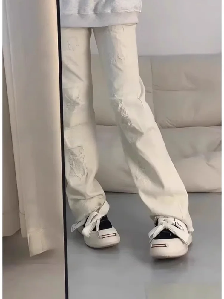 

White Slim Fit Straight Leg Jeans Men's Fashion Brand Hole Punching High Street Vibe Jeans Youthful Popular Denim Pants