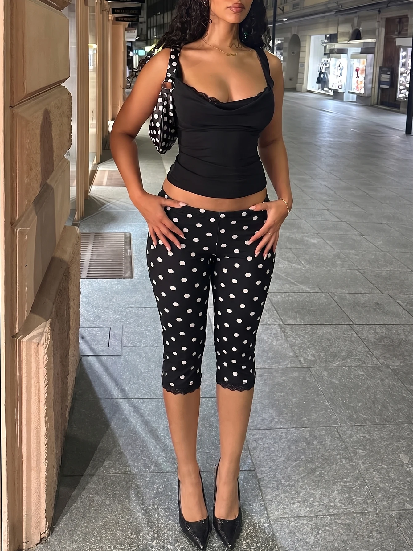 Hugcitar Fashion Print High Waist Patchwork Lace Trousers Knee Pants Autumn Women Clothes Streetwear Party Club Wholesale