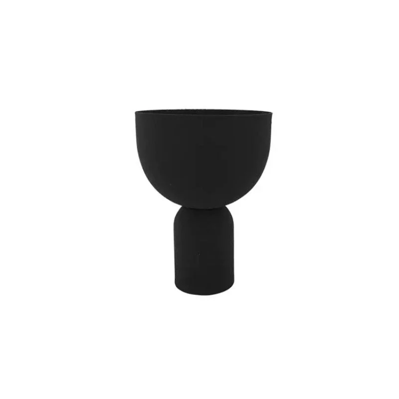 Nordic funnel color matching metal personalized creative vase flower ware, simple light luxury model house