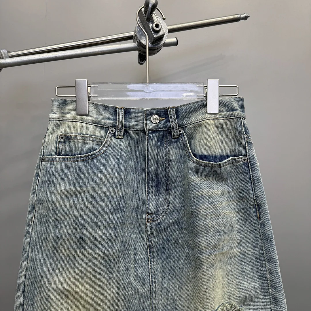 

Ladies brand new washed ripped denim skirt