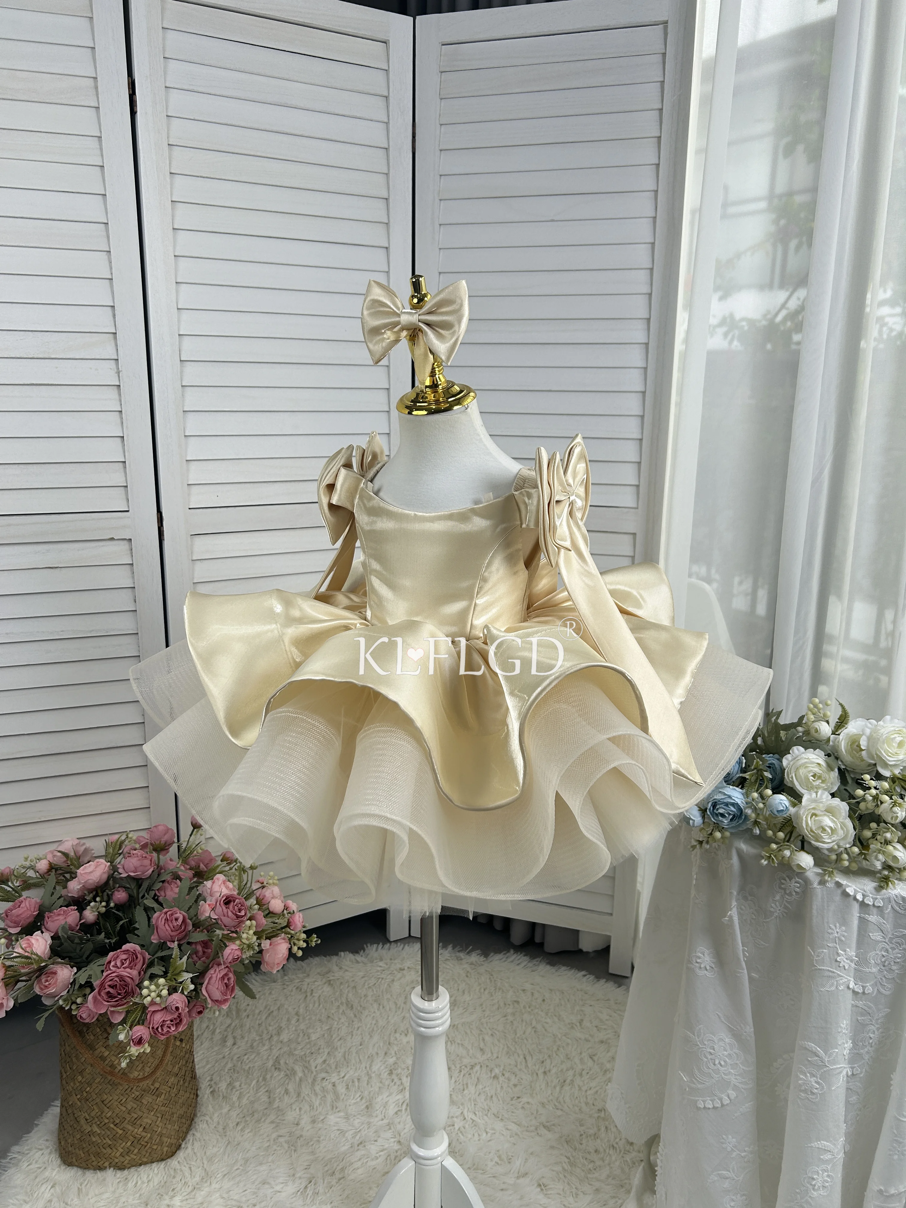 KLFLGD Gorgeous and elegant girls one-shoulder beauty pageant dress baby girl birthday party dress senior banquet girl dress