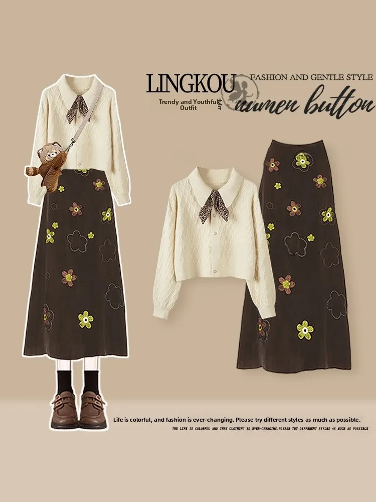 

Autumnal Vintage Knitted Sweater And Printed Skirt Set Women's Soft Cozy Age-defying Fashion Ensemble High Waist Slimming