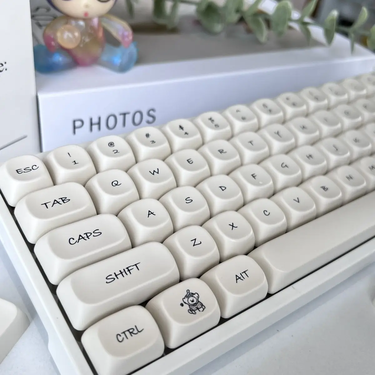 Imagem -01 - Cute Dog Tema Keycaps Grupo Sublimação Pbt Keycaps Teclado Simples Custom Moa Perfil Acessório Teclado Mecânico cute dog tema keycaps grupo sublimacao pbt keycaps teclado simples custom moa perfil acessorio teclado mecanico 01