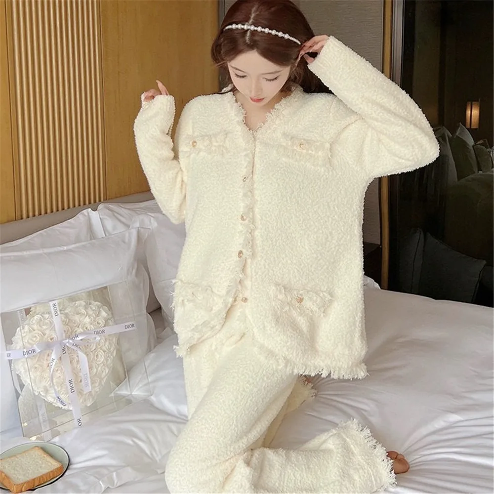 Coral Velvet Pajamas Women's Autumn And Winter Long Sleeve Shirt Pants Flannel Two-Piece Pajamas Suit image 5