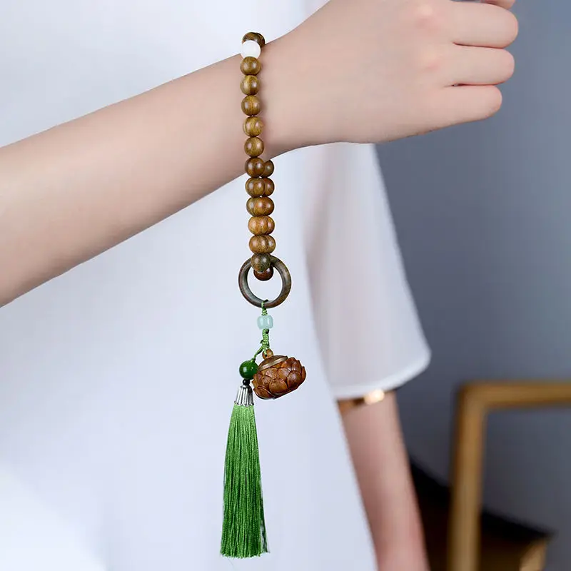 UMQ Natural Green Sandalwood Sachet Handheld HandString Carved Hollow Sachet Lotus Running Ring Tassel All-match Wooden Bracelet