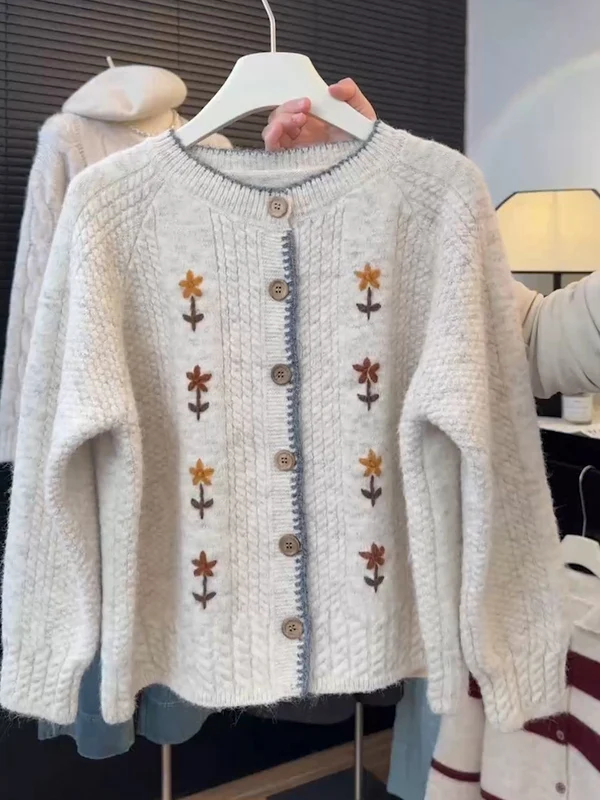 

Y2K utumn Winter Japanese Sweet Floral Embroidery Cardigan Sweater Women Casual Knit Coat Elegant Cute Korean Chic Sweaters Tops