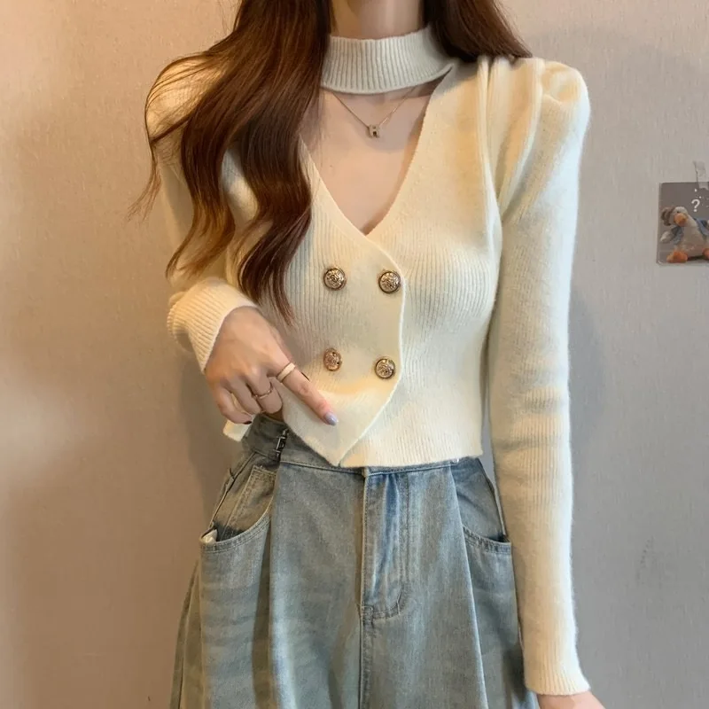 

French style neck hanging V-neck knitted sweater for women's 2024 new spring and autumn temperament bubble sleeve short sweater