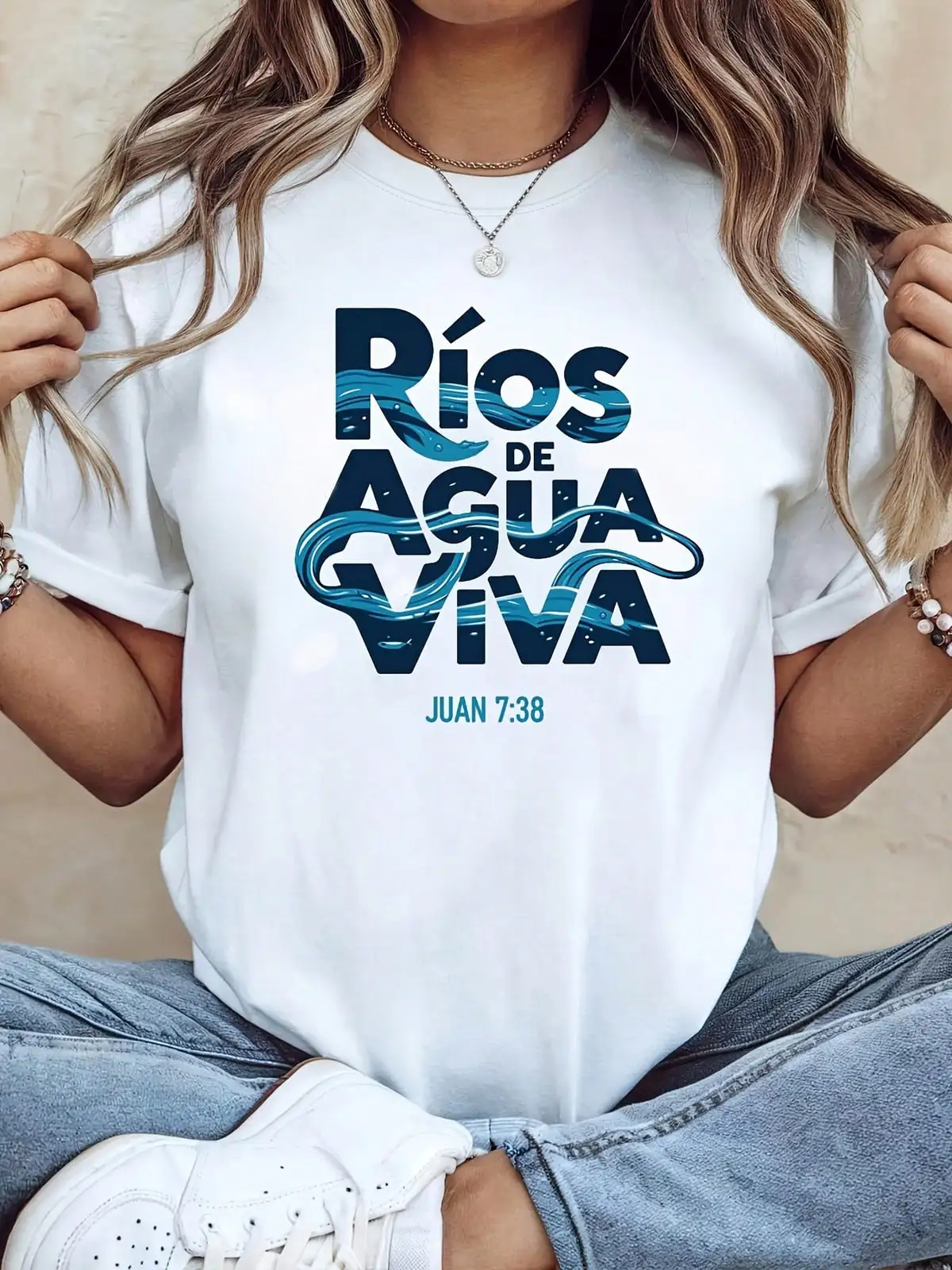 Size T-Shirt with Wavy Print 