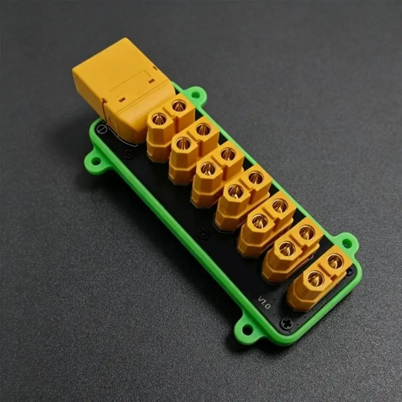 96BA-Stromverteilungseinheit für Modellbauten, XT90-Eingang und sieben Ausgangspositionen mit Polaritätssymbolen zur Verwendung – Detail 9
