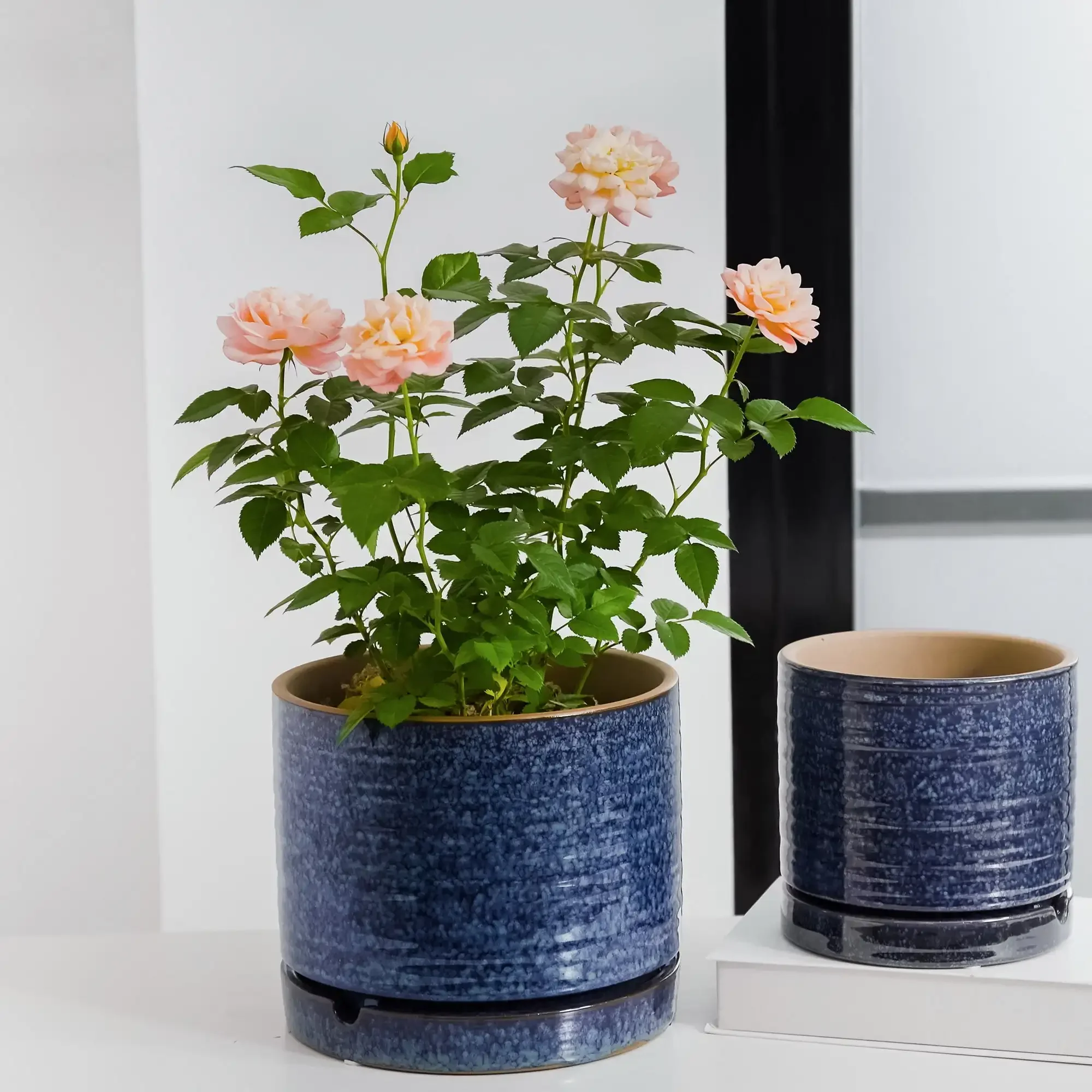 

8-Inch Teal Green Toramina Ceramic Planter Pot, Decorative Round Flower Pot for Indoor or Outdoor Use