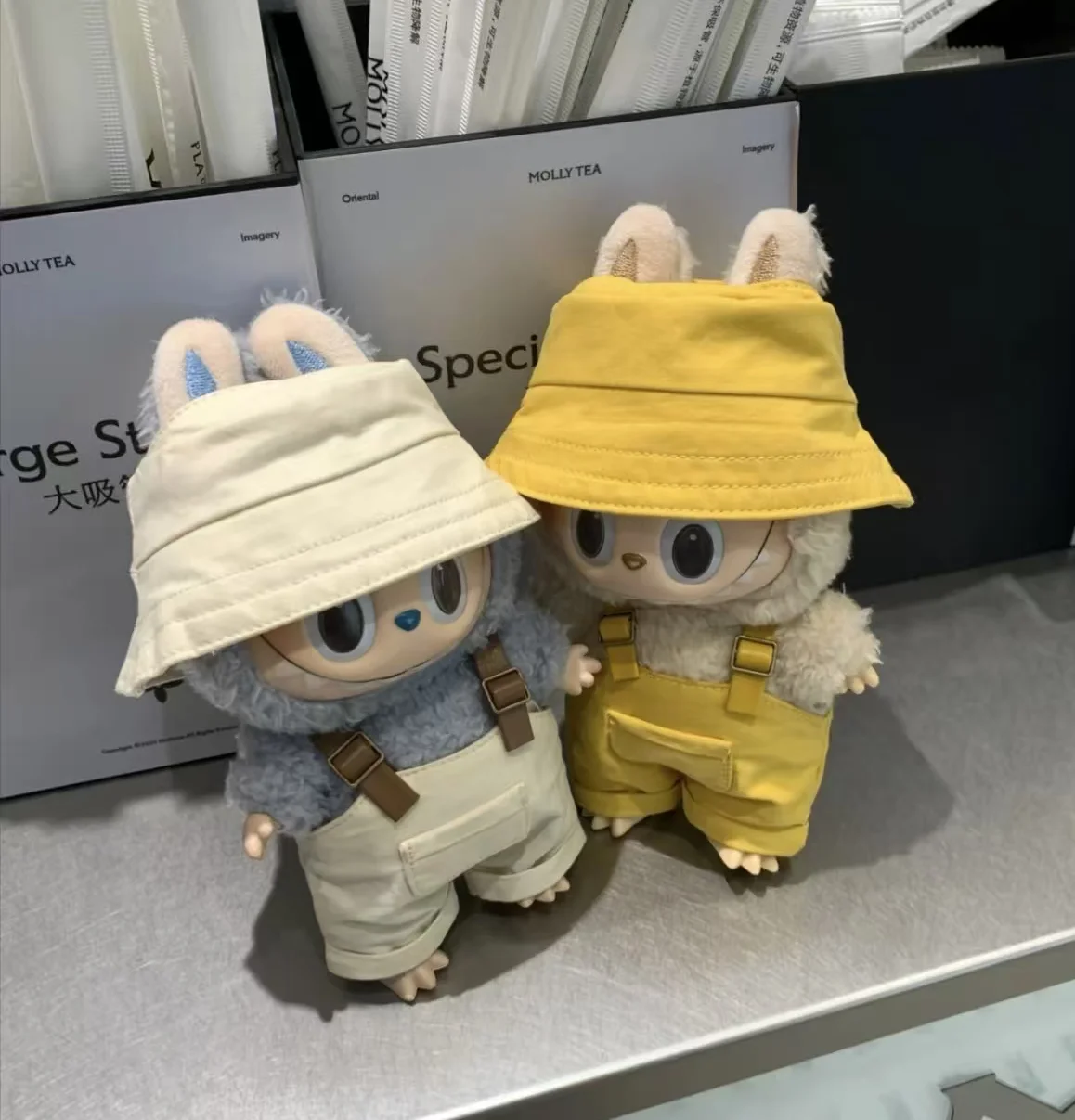 17cm labubu clothes Overalls Simple Set, trendy dressing solid color clothing, Fisherman's Hat Two-piece set (no doll)