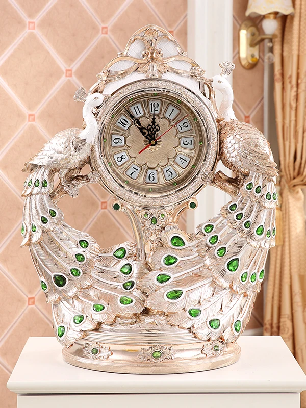 European floor clock American living room modern peacock clock villa decoration hall retro silent luxury ornament