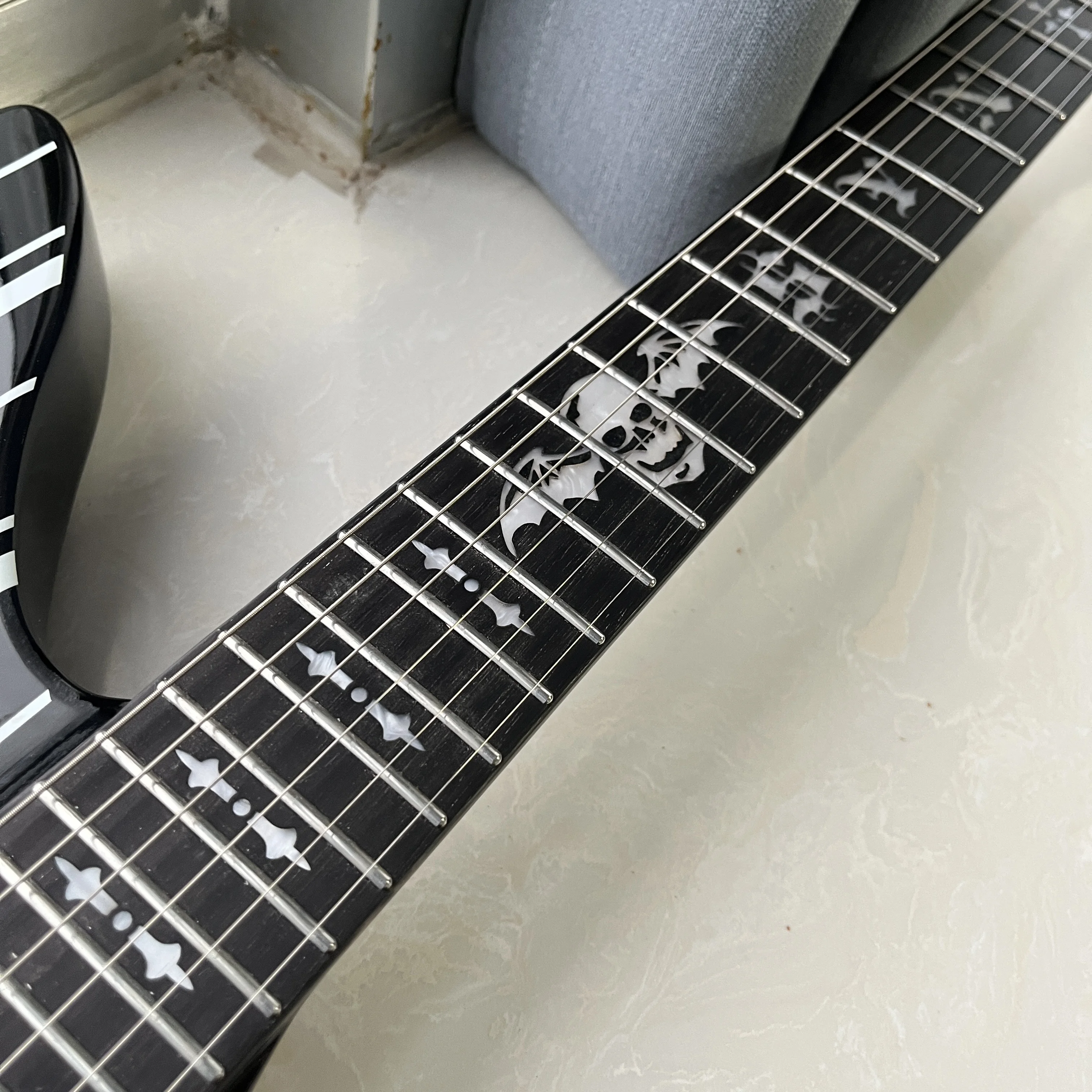 Electric Guitar 2026 New Schecter Synyster Gates Guitar Maple Neck Floyd Rose Bridge Free Shipping view 3