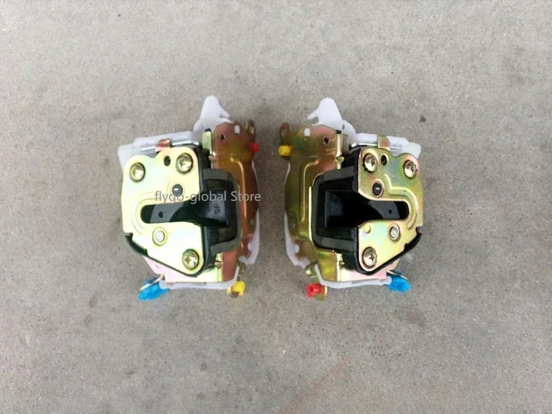 

Адаптировано к Dongfeng Dolika Kepu Te Jinka Rio Tinto Ruiling Furika, замок грузовой двери, блок замка корпуса в сборе