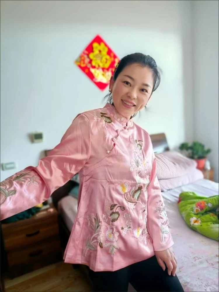 

New Tang Suit Shirt National Style Traditional Elegant Embroidery Women Chinese Vintage Blouse 4XL Loose Female Hanfu Tops 2025