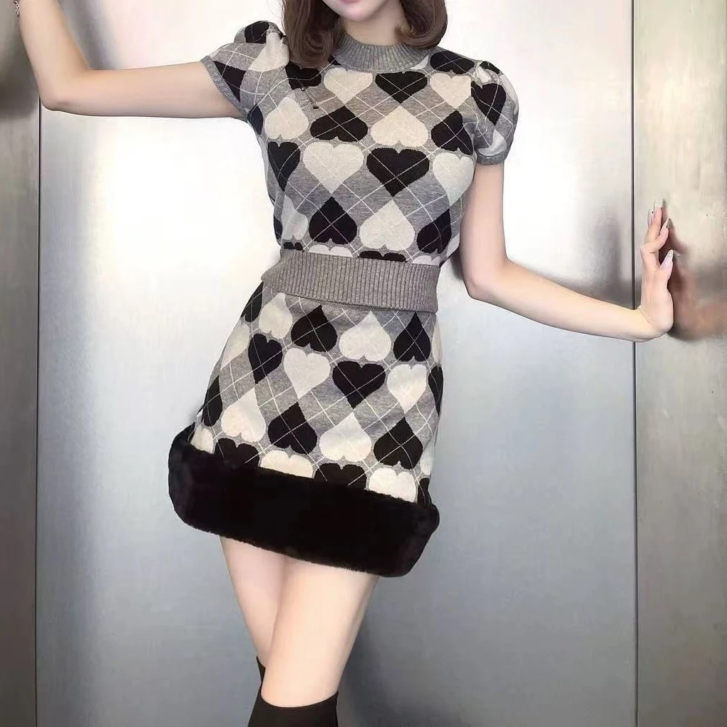 

Gagarich модные облегающие трикотажные платья в клетку в японском стиле с короткими рукавами в стиле пэчворк, облегающие бедра