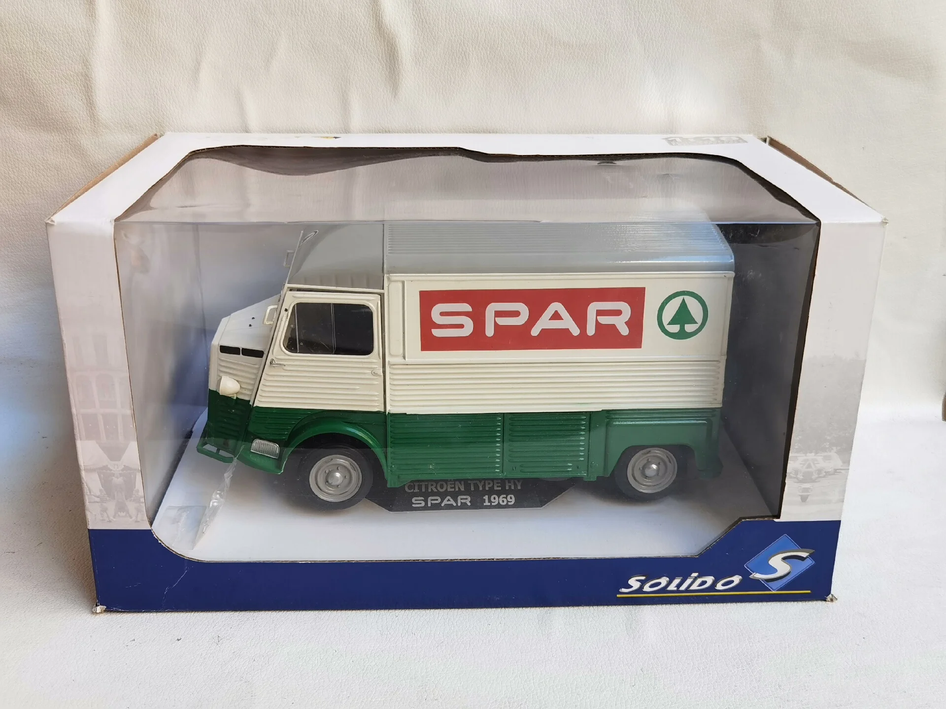 

Коллекционная модель автомобиля SOLIDO 1/18, литая под давлением, в стиле HY 1969 Van M4, из сплава