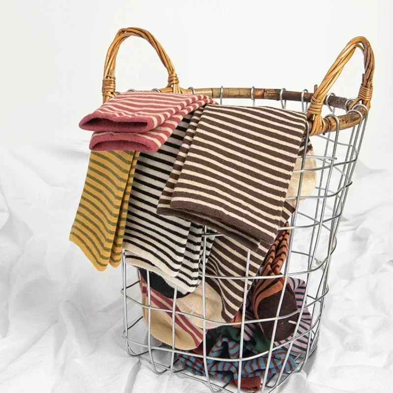 Skarpetki w retro paski dziecięce damskie średniej długości skarpety wiosenno-jesienne bawełniane podkolanówki koreańskie skarpety japońskie socken