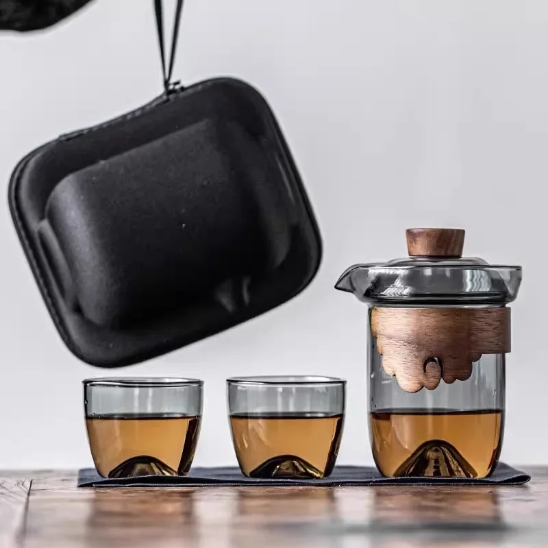 

Travel Portable Chinese Glass Tea Set Heat Resistant Glass Gaiwan with Small Teacup Tea Set Tea Ceremony Drinkware