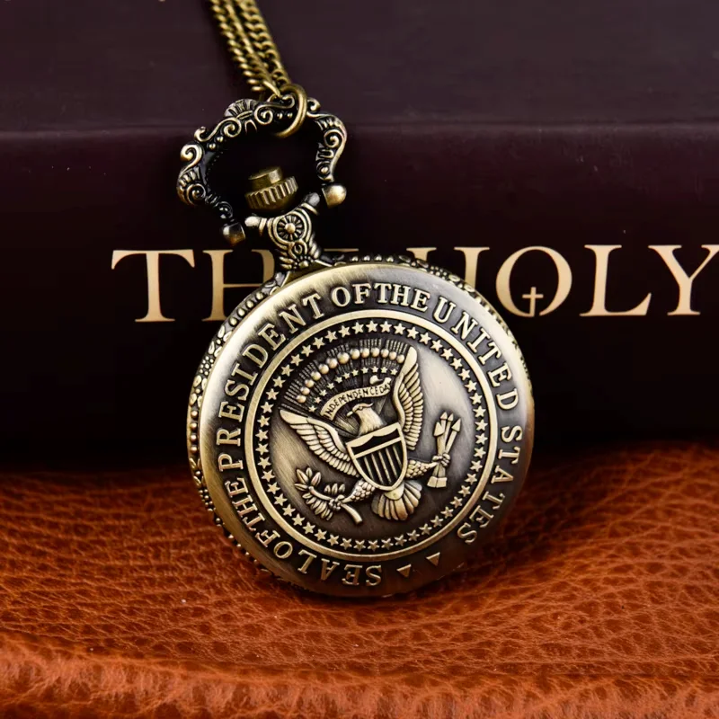 Eagle pattern quartz pocket watch Bronze pocket watch Men's and Women's chain Watch Large bronze alloy pocket watch