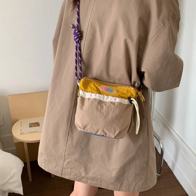 Nylon light outdoor sports cross body bag color draw rope bundle mouth shoulder bag small square bag