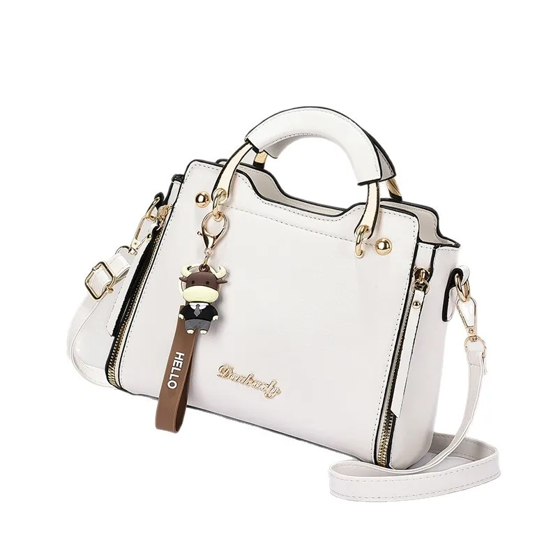 حقيبة يد نسائية عصرية جديدة كلاسيكية ومتعددة الاستخدامات حقيبة مربعة صغيرة عالية الجودة وعصرية حقيبة كروس بكتف واحد