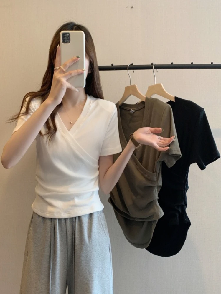 Summer Cross V-neck Short Sleeved T-shirt for Women with A Slim Fit and Slimming Effect Short and Slim Fit Top Shirts for Women