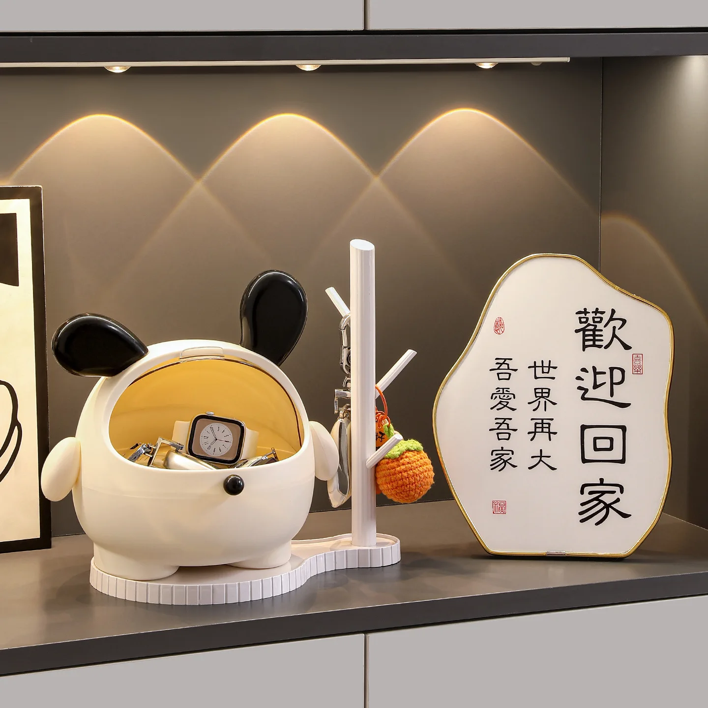 Cream-style Cartoon Key Storage Box. Entrance Hall Display Rack. Tv And Shoe Cabinet Decoration. Large-capacity Storage Tray