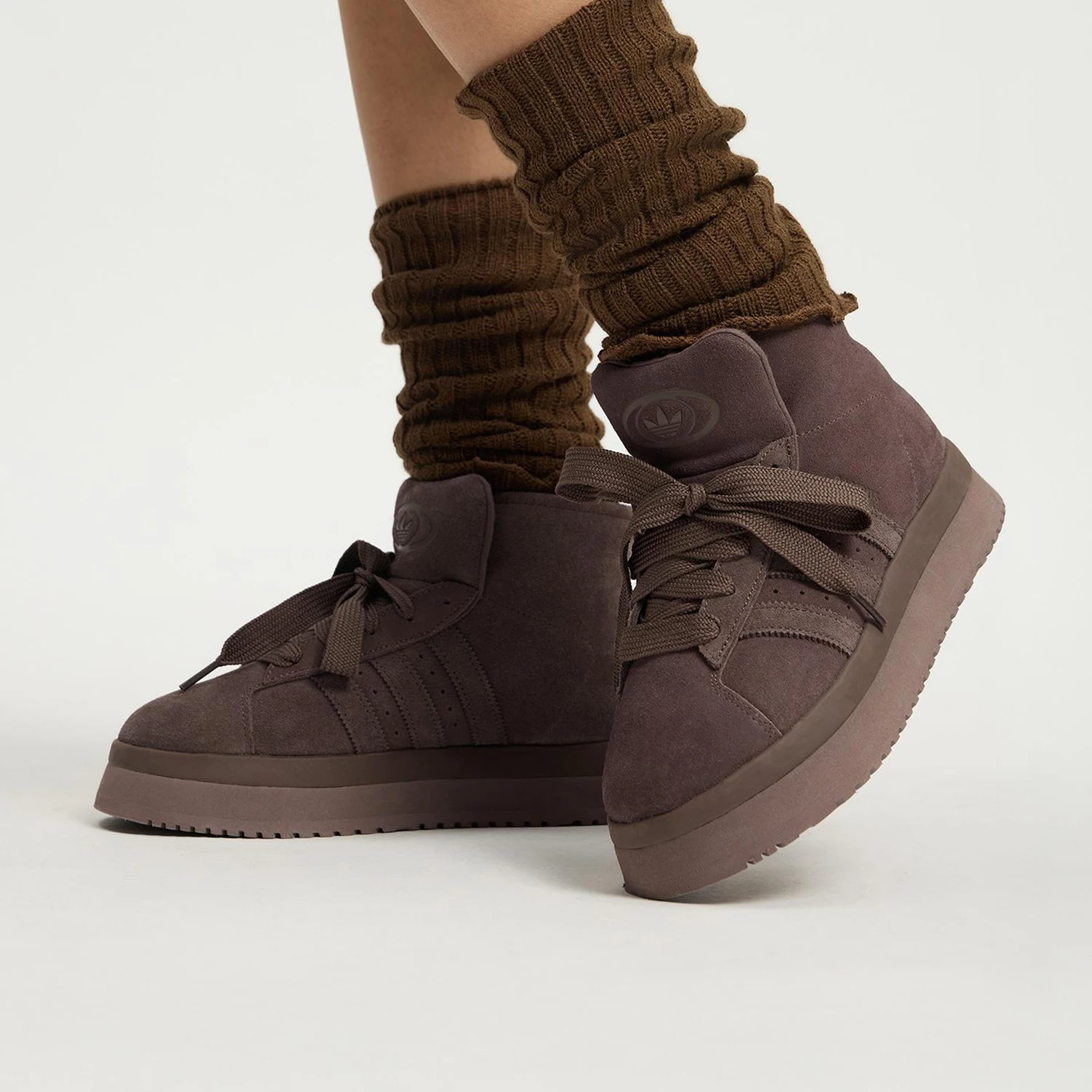 

Adidas genuine Womens Mid-Top Thick Sole Sports Shoes JR3736