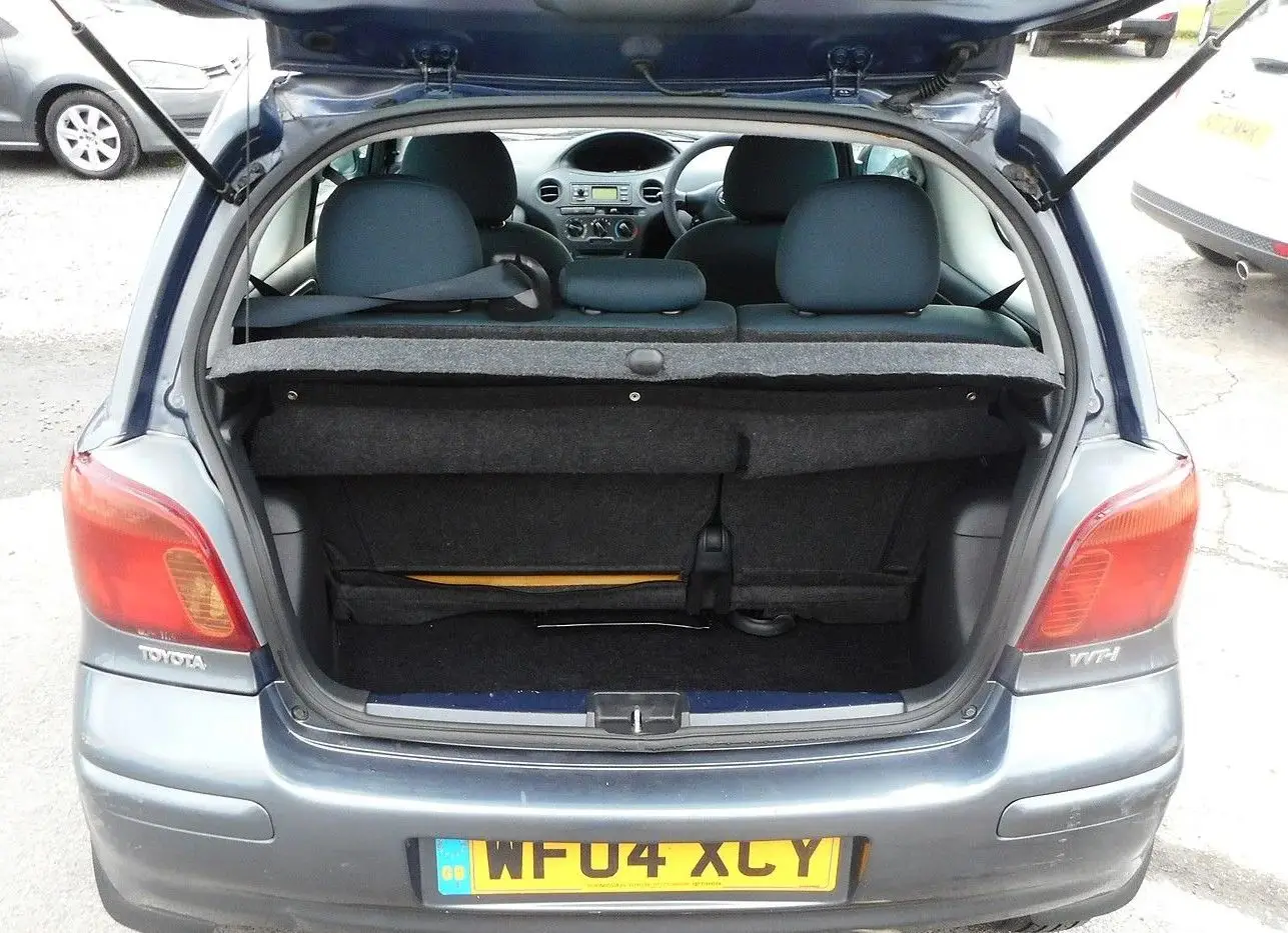 

Rear Tailgate Auto Struts With Spring For Toyota Yaris Echo Vitz XP10/XP20 1999-2005 Boot Lift Support Shock Absorber Damper