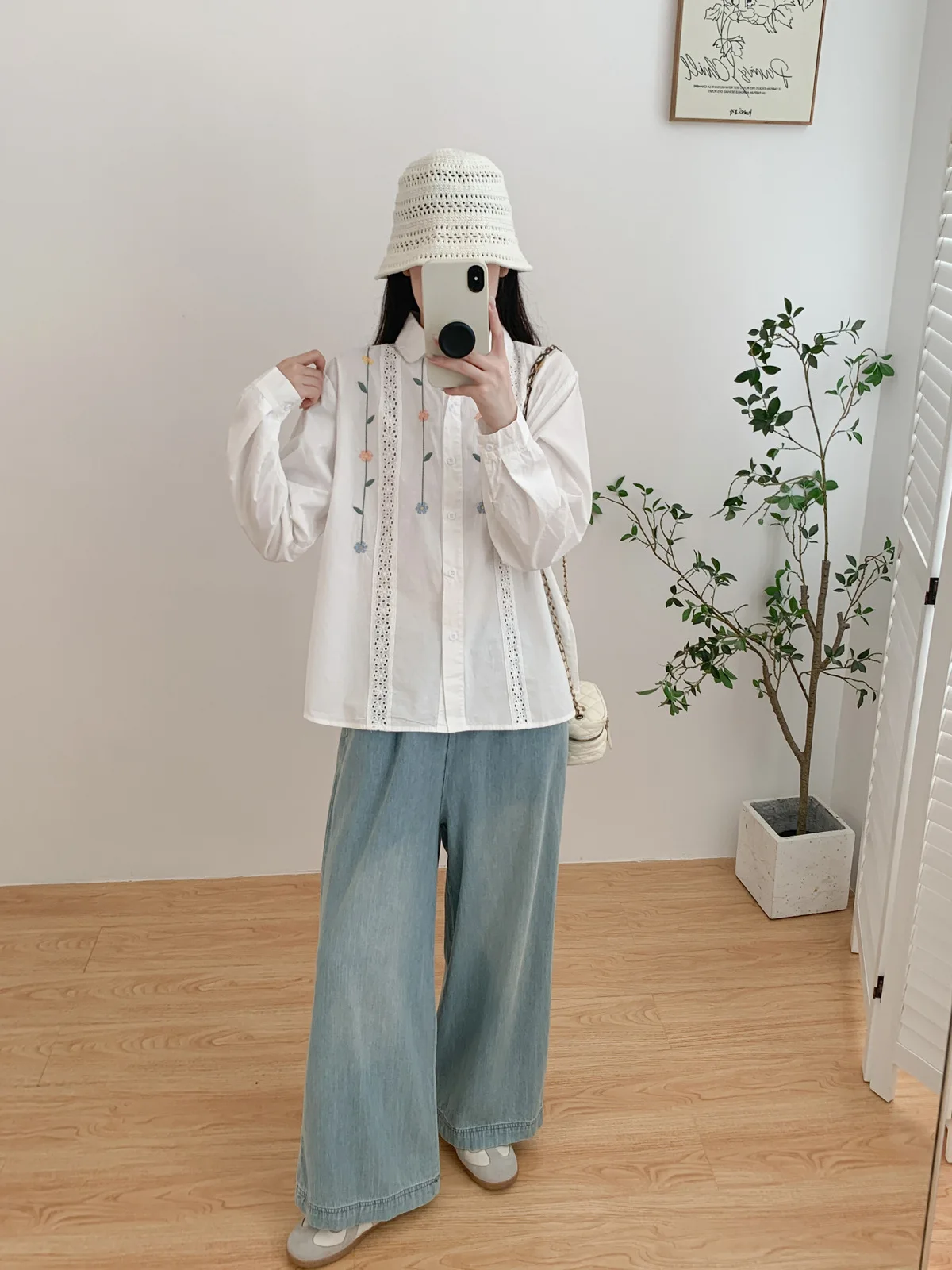 جديد 2025 الخريف قميص قطني بكم طويل ، المرأة بدوره إلى أسفل طوق الأزهار التطريز ، موري فتاة البراري شيك بلوزة فضفاضة T58987CC