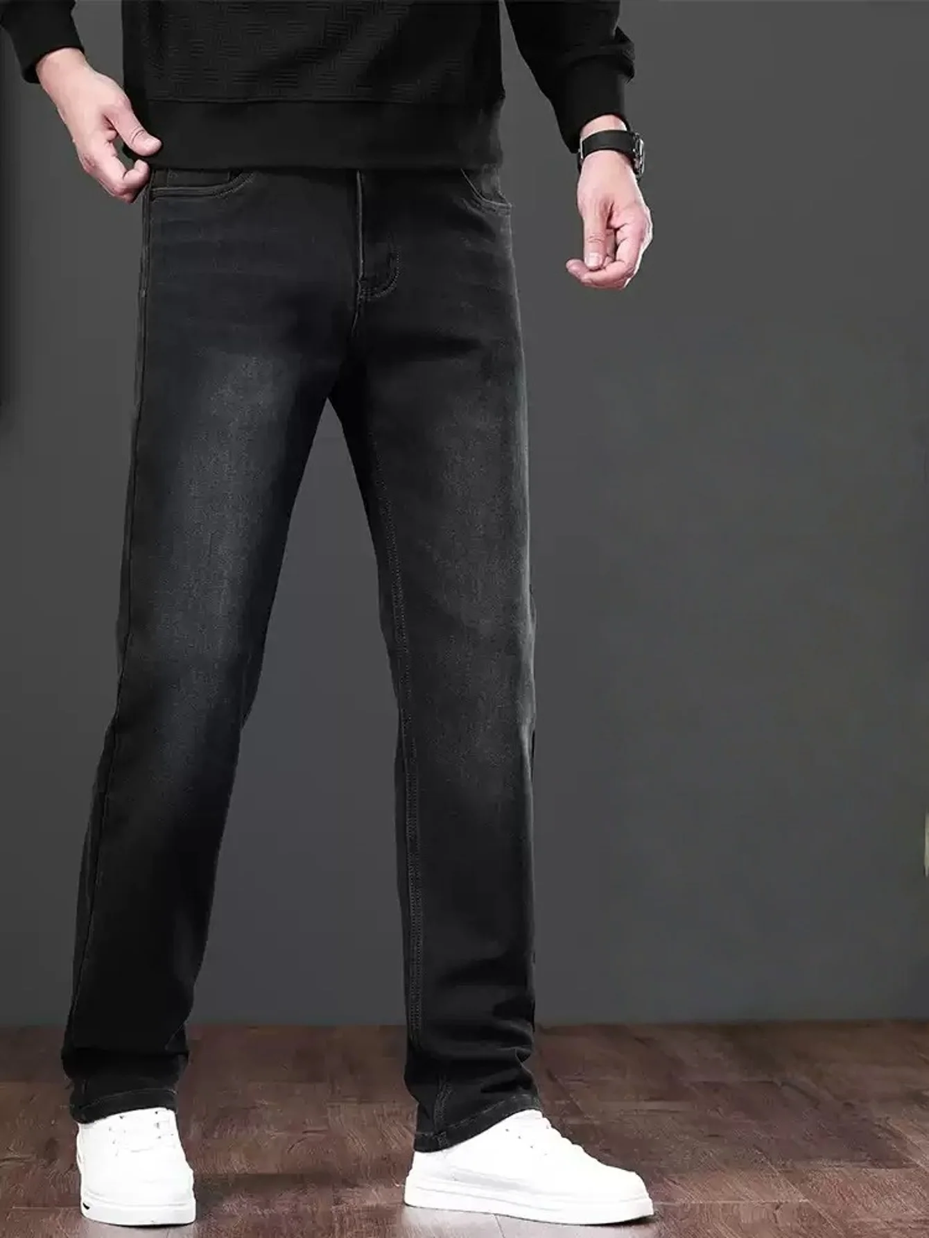 

Минималистичные черные джинсы slim fit для мужчин, уличный стиль, легкий ретро-дизайн. Аксессуары и ремни не входят в комплект.