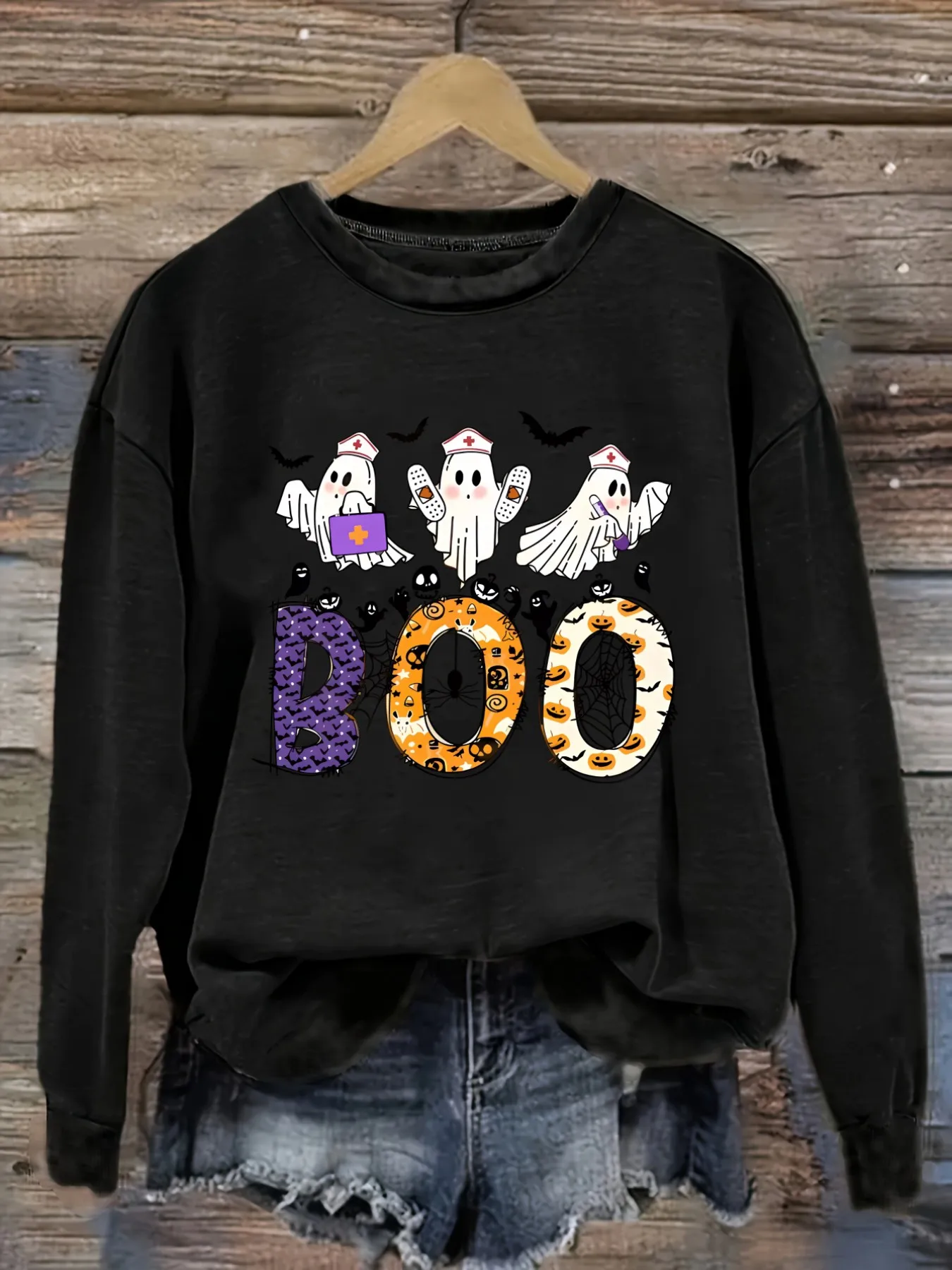 Women's Casual Long Sleeve Crew Neck T-Shirt Halloween Ghosts Boo Letters Print Design, Round Neck Women's Clothing, Machine Washable, Slightly Elastic, Loose Fit, Spring Autumn Winter Women's T-Shirt, Halloween Costume Outfit