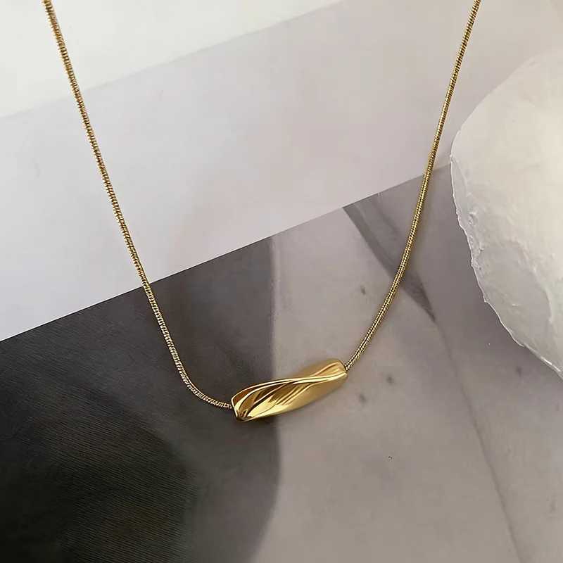 Edelstahl Goldfarben Kette Geometrischer Anhänger Halskette Sexy Schlüsselbein-Kette für Frauen Modischer Sommer-Schmuck Accessoires – Detail 3