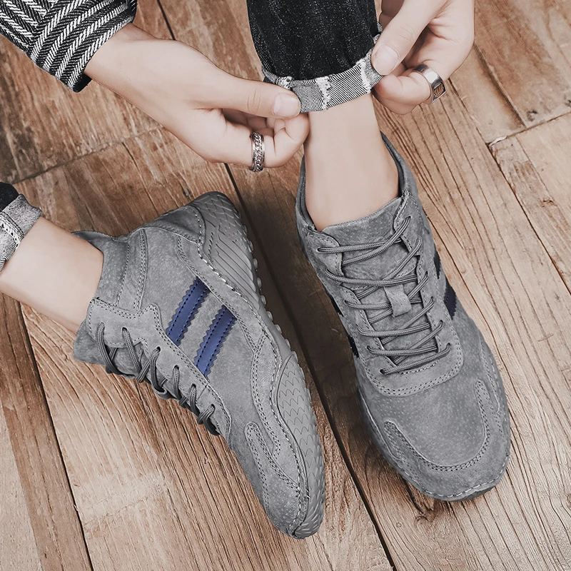 Autumn and Winter Golf Shoes Men's High Ankle Golf Shoes Large 46 Spikeless Track and Field Golf Boots Men's Golf Shoes