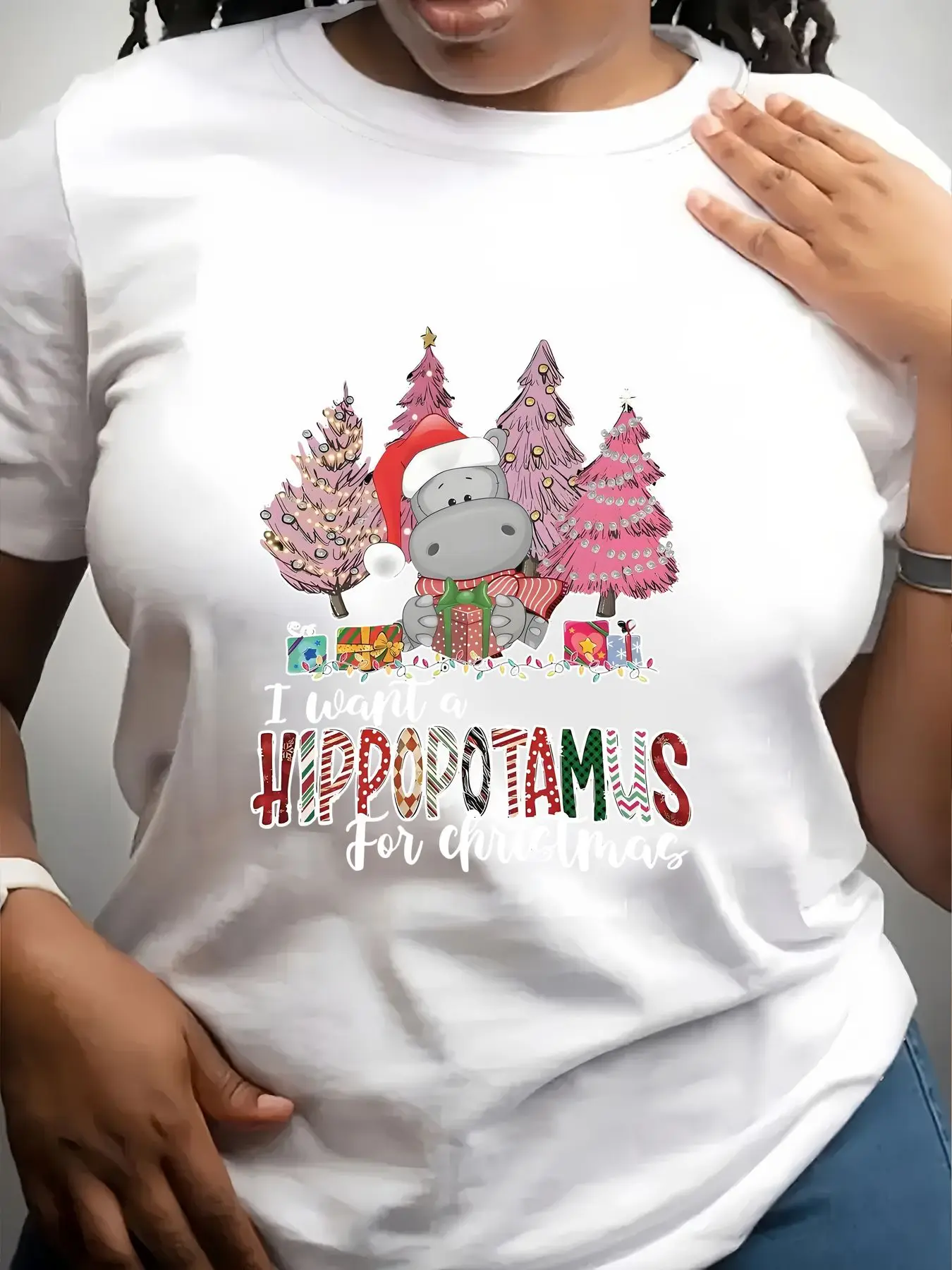 Women's Trendy Crew Neck T-Shirt I Want a Hippopotamus for Christmas Suitable for Casual Sportswear