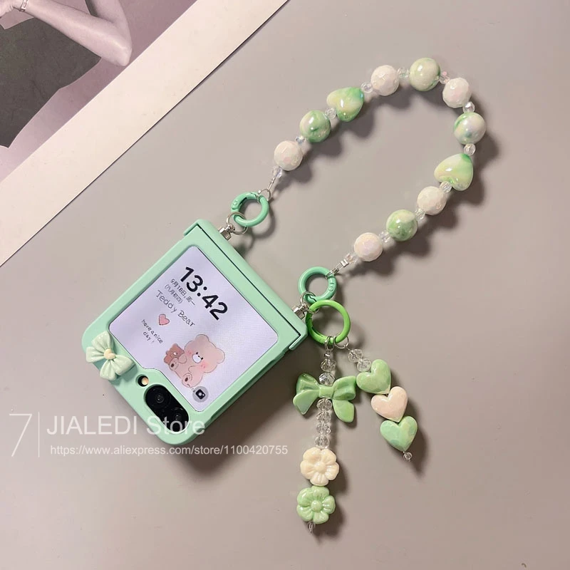 

Cute Beads Bracelet Hinger Phone case For Samsung Galaxy Z Flip 3 4 5 6 flip6 zflip5 Cover
