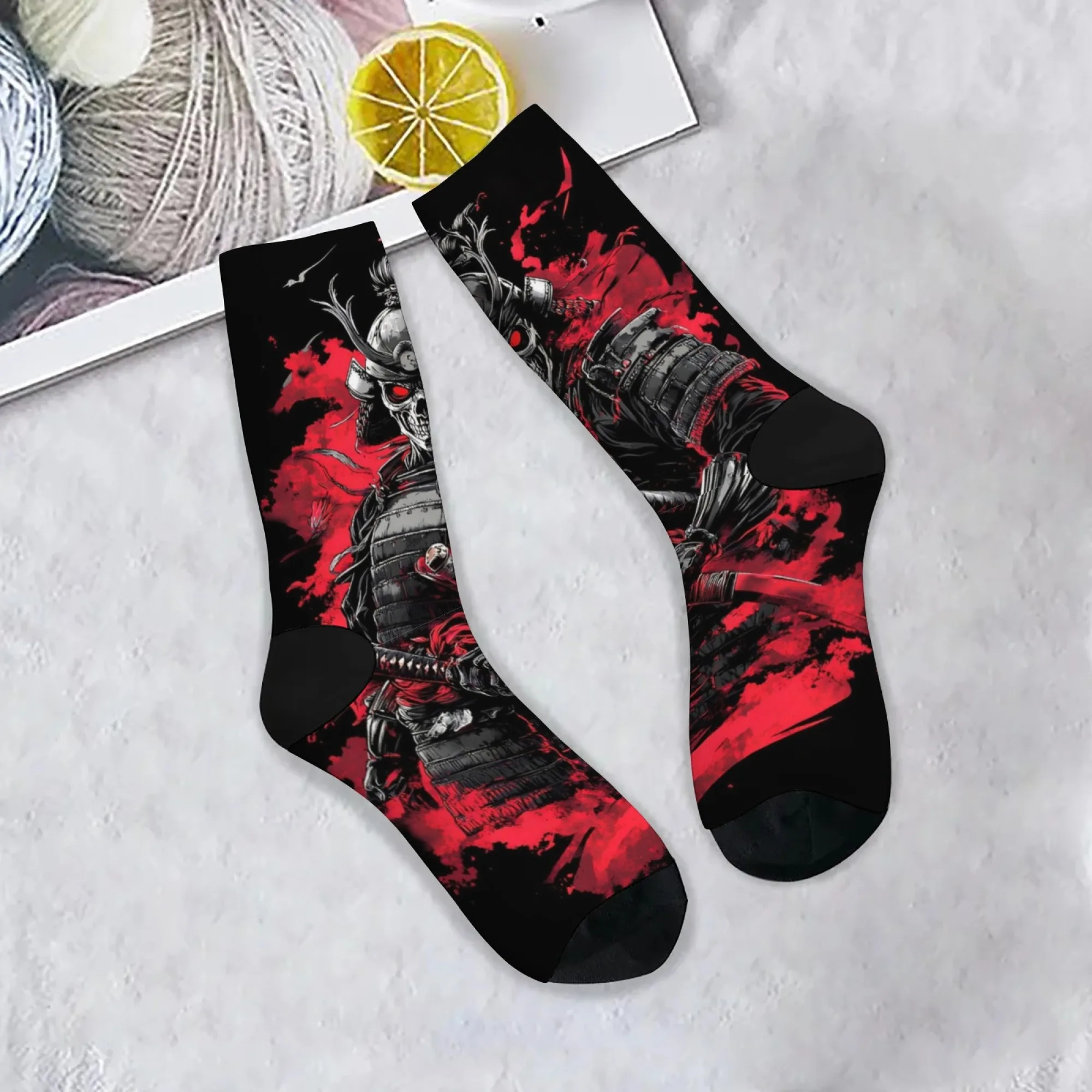 Schädel Teufel Krieger Herrensocken Retro-Stil Bequeme lässige Mode Socken Crazy Street Hip-Hop Lustige Socken Neuheit Party Geschenk
