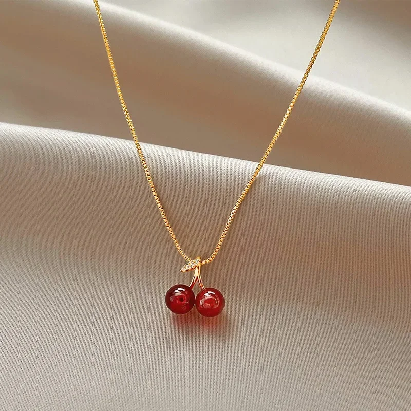 Classic Red Cherry Crystal Pendant Necklace for Women 2024 New Trendy Sweet Cute Gold Color Choker Chain Jewelry Accessory Gift