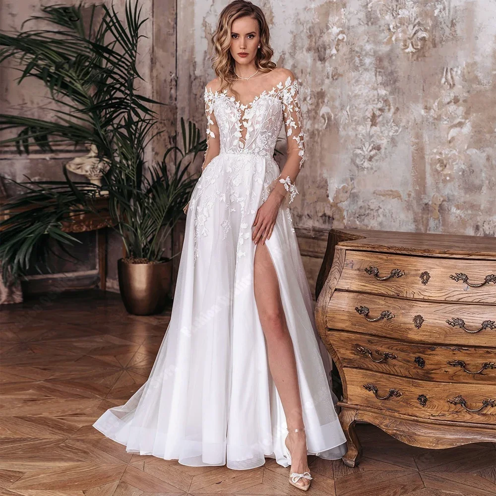Off The Shoulder Wedding Dresses Illusion Large Skirt Hem Sleeveless A-Line Bridal Gowns Lace Embroidery Plus Size Robe