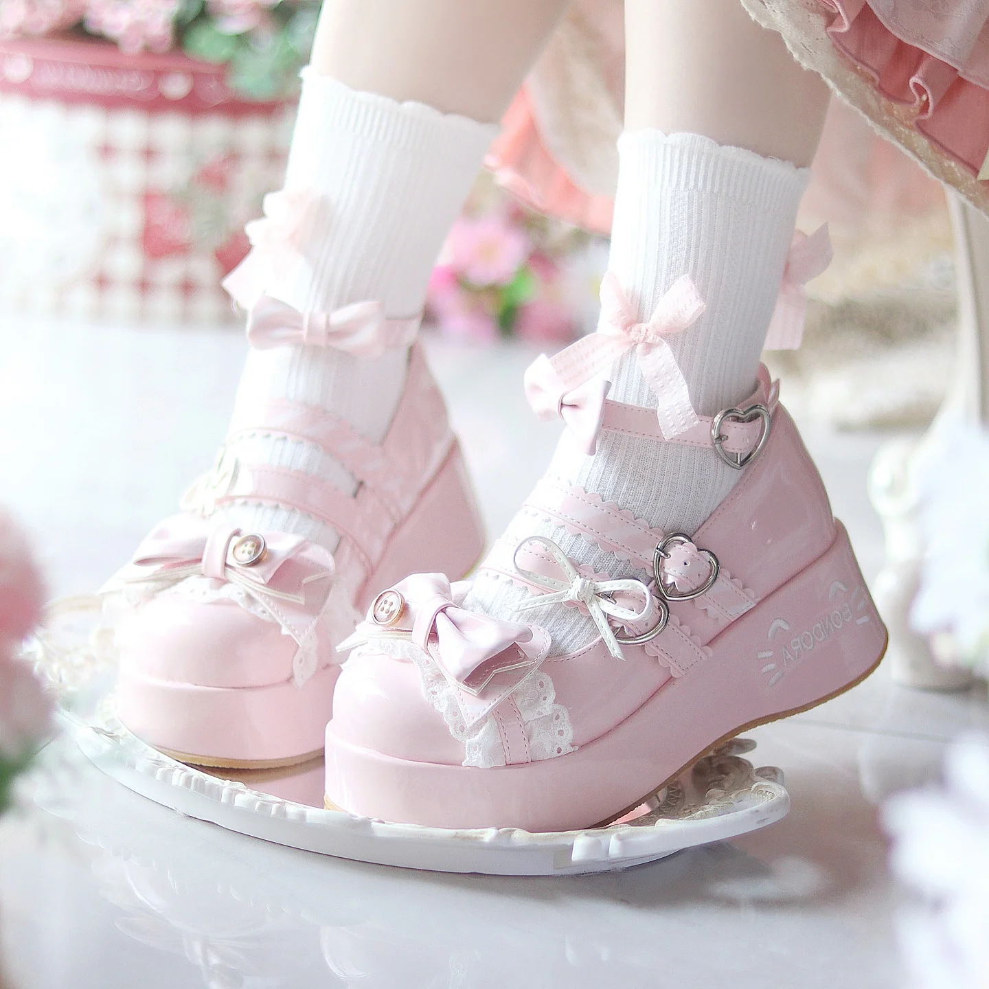 

Оригинальные туфли Лолиты с пуговицами Bondora Cat, милые японские туфли на толстой подошве с милым бантом, милые туфли для чаепития для девочек